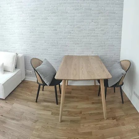 Stylish Parisian Flat Near Eiffel Tower פריז